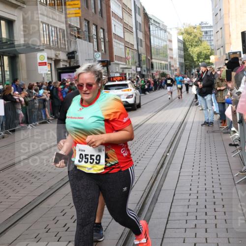 05.10.2025 - 20. swb-Marathon Bremen Strokosch-Dieckow http://msf.ph/oto/9284851 05.10.2025 11:28:46 Ziel 7174, 9559, 10579, 11313, 11314, 7174, 9559, 10579, 11313, 11314 meine-sportfotos.de