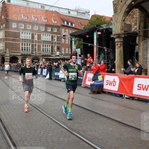 05.10.2025 - 20. swb-Marathon Bremen Yannick Fuchs http://msf.ph/oto/9285194 05.10.2025 13:03:13 Ziel 45, 2036, 2141, 2939, 4629, 7675 meine-sportfotos.de
