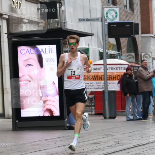 05.10.2025 - 20. swb-Marathon Bremen Strokosch-Dieckow http://msf.ph/oto/9286535 05.10.2025 12:15:47 Ziel 13, 13 meine-sportfotos.de