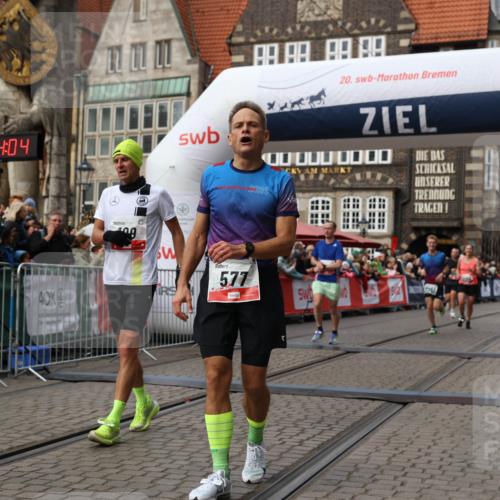 05.10.2025 - 20. swb-Marathon Bremen Yannick Fuchs http://msf.ph/oto/9286712 05.10.2025 13:04:54 Ziel 109, 577, 1265, 2057, 2188, 4966, 6463 meine-sportfotos.de