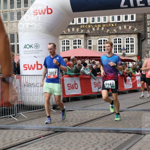 05.10.2025 - 20. swb-Marathon Bremen Yannick Fuchs http://msf.ph/oto/9286771 05.10.2025 13:04:55 Ziel 109, 577, 819, 1265, 2057, 2188, 4966, 6463 meine-sportfotos.de