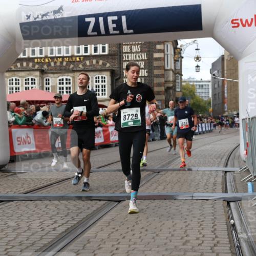 05.10.2025 - 20. swb-Marathon Bremen Yannick Fuchs http://msf.ph/oto/9286927 05.10.2025 13:05:11 Ziel 548, 685, 1123, 1196, 1631, 8729 meine-sportfotos.de