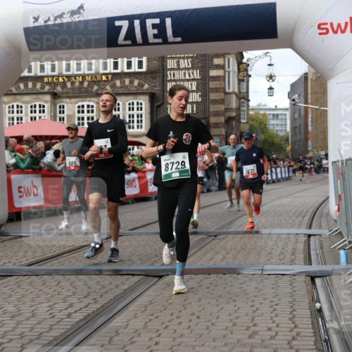 05.10.2025 - 20. swb-Marathon Bremen Yannick Fuchs http://msf.ph/oto/9286932 05.10.2025 13:05:11 Ziel 548, 685, 1123, 1196, 1631, 8729 meine-sportfotos.de