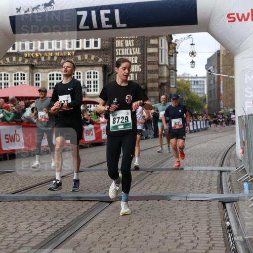 05.10.2025 - 20. swb-Marathon Bremen Yannick Fuchs http://msf.ph/oto/9286940 05.10.2025 13:05:11 Ziel 548, 685, 1123, 1196, 1631, 8729 meine-sportfotos.de