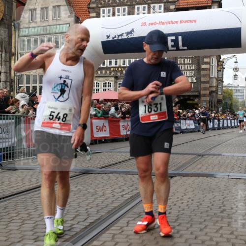 05.10.2025 - 20. swb-Marathon Bremen Yannick Fuchs http://msf.ph/oto/9286953 05.10.2025 13:05:18 Ziel 548, 685, 917, 1196, 1631 meine-sportfotos.de