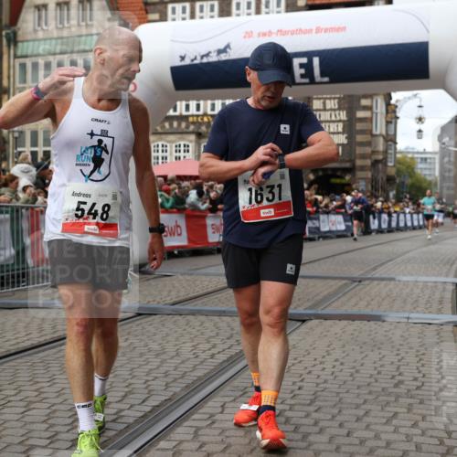 05.10.2025 - 20. swb-Marathon Bremen Yannick Fuchs http://msf.ph/oto/9286973 05.10.2025 13:05:18 Ziel 548, 685, 917, 1196, 1631 meine-sportfotos.de