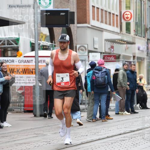 05.10.2025 - 20. swb-Marathon Bremen Strokosch-Dieckow http://msf.ph/oto/9287108 05.10.2025 12:20:23 Ziel 3, 3 meine-sportfotos.de