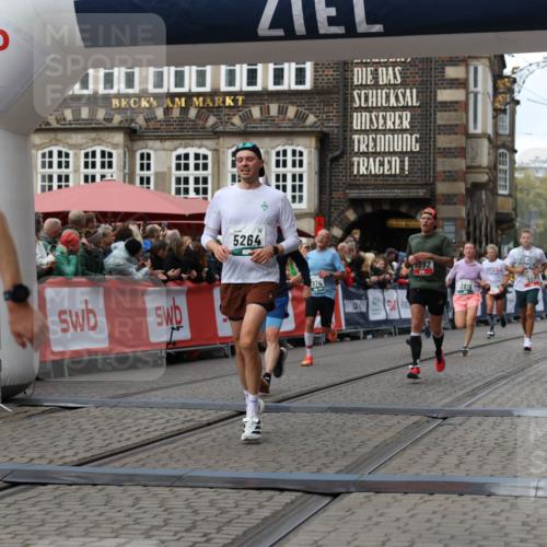 05.10.2025 - 20. swb-Marathon Bremen Yannick Fuchs http://msf.ph/oto/9287212 05.10.2025 13:05:29 Ziel 236, 1607, 2092, 2974, 3819, 4291, 4313, 5103, 5264, 7831, 7987, 8507, 9114 meine-sportfotos.de