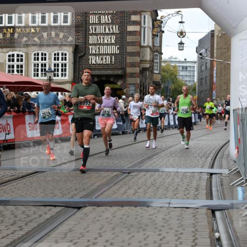 05.10.2025 - 20. swb-Marathon Bremen Yannick Fuchs http://msf.ph/oto/9287262 05.10.2025 13:05:31 Ziel 907, 1607, 1641, 2092, 2974, 3819, 4313, 5264, 7831, 7987, 8507, 9114 meine-sportfotos.de