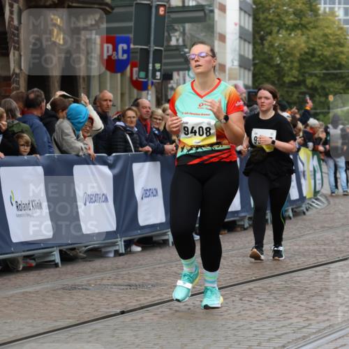 05.10.2025 - 20. swb-Marathon Bremen Strokosch-Dieckow http://msf.ph/oto/9287312 05.10.2025 11:20:06 Ziel 9323, 9408 meine-sportfotos.de