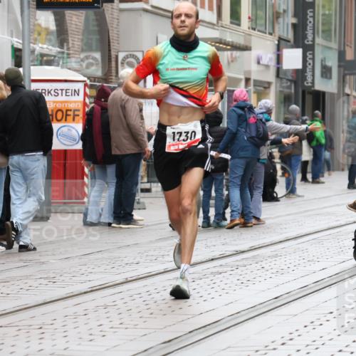 05.10.2025 - 20. swb-Marathon Bremen Strokosch-Dieckow http://msf.ph/oto/9288400 05.10.2025 12:28:16 Ziel 542, 1730, 2053, 2159, 542, 1730, 2053, 2159 meine-sportfotos.de