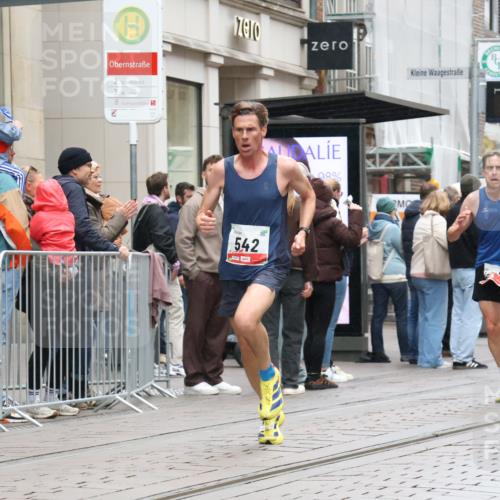 05.10.2025 - 20. swb-Marathon Bremen Strokosch-Dieckow http://msf.ph/oto/9288521 05.10.2025 12:28:29 Ziel 542, 600, 717, 1113, 1948, 2053, 2159, 2292, 542, 600, 717, 1113, 1948, 2053, 2159, 2292 meine-sportfotos.de