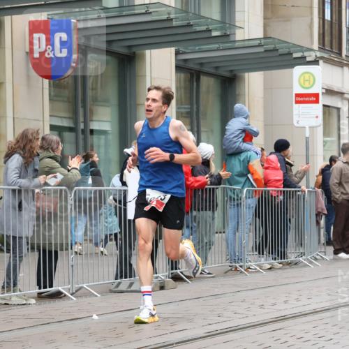 05.10.2025 - 20. swb-Marathon Bremen Strokosch-Dieckow http://msf.ph/oto/9288607 05.10.2025 12:28:31 Ziel 542, 600, 717, 1113, 1948, 2053, 2159, 2292, 542, 600, 717, 1113, 1948, 2053, 2159, 2292 meine-sportfotos.de