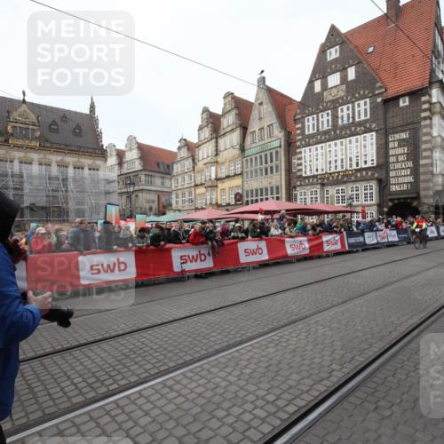 05.10.2025 - 20. swb-Marathon Bremen Yannick Fuchs http://msf.ph/oto/9288653 05.10.2025 10:32:46 Ziel  meine-sportfotos.de