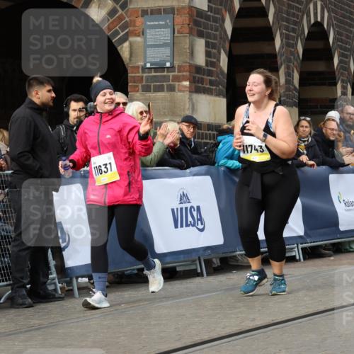 05.10.2025 - 20. swb-Marathon Bremen Strokosch-Dieckow http://msf.ph/oto/9288883 05.10.2025 11:21:21 Ziel 11631, 11743 meine-sportfotos.de