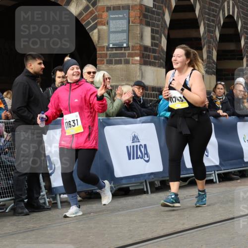 05.10.2025 - 20. swb-Marathon Bremen Strokosch-Dieckow http://msf.ph/oto/9288912 05.10.2025 11:21:21 Ziel 11631, 11743 meine-sportfotos.de