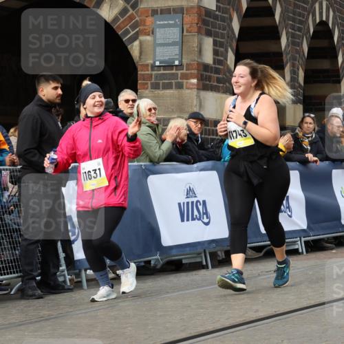 05.10.2025 - 20. swb-Marathon Bremen Strokosch-Dieckow http://msf.ph/oto/9288942 05.10.2025 11:21:21 Ziel 11631, 11743 meine-sportfotos.de