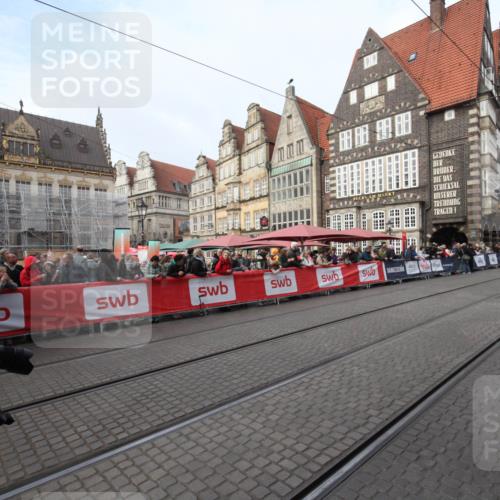 05.10.2025 - 20. swb-Marathon Bremen Yannick Fuchs http://msf.ph/oto/9289047 05.10.2025 10:40:45 Ziel 10161, 10229 meine-sportfotos.de