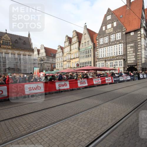 05.10.2025 - 20. swb-Marathon Bremen Yannick Fuchs http://msf.ph/oto/9289241 05.10.2025 10:42:48 Ziel  meine-sportfotos.de