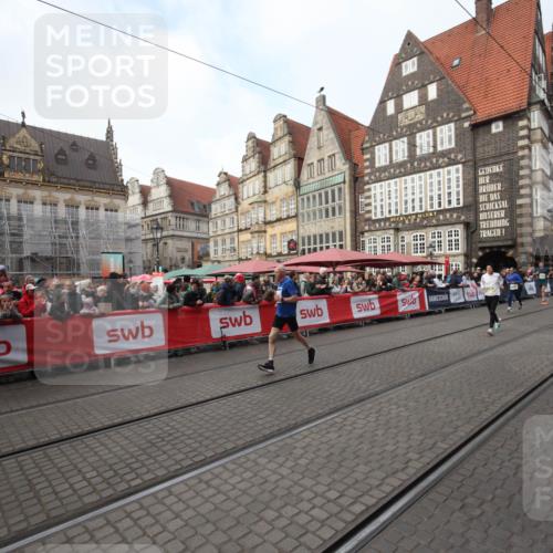 05.10.2025 - 20. swb-Marathon Bremen Yannick Fuchs http://msf.ph/oto/9289584 05.10.2025 10:45:24 Ziel 9396, 9885, 9963, 10634, 11346 meine-sportfotos.de