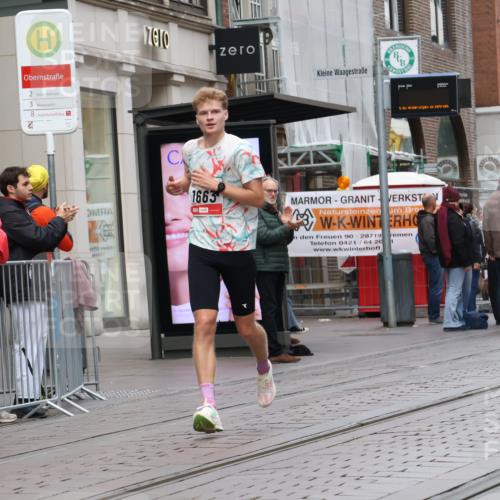 05.10.2025 - 20. swb-Marathon Bremen Strokosch-Dieckow http://msf.ph/oto/9289901 05.10.2025 12:33:51 Ziel 888, 1663, 888, 1663 meine-sportfotos.de