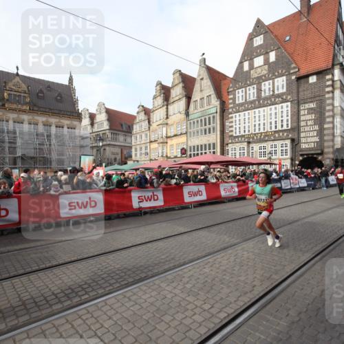 05.10.2025 - 20. swb-Marathon Bremen Yannick Fuchs http://msf.ph/oto/9290297 05.10.2025 10:49:08 Ziel 9014, 9216, 9317, 10449, 10733, 11695 meine-sportfotos.de