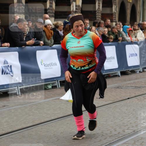 05.10.2025 - 20. swb-Marathon Bremen Strokosch-Dieckow http://msf.ph/oto/9290339 05.10.2025 11:23:55 Ziel 10774 meine-sportfotos.de