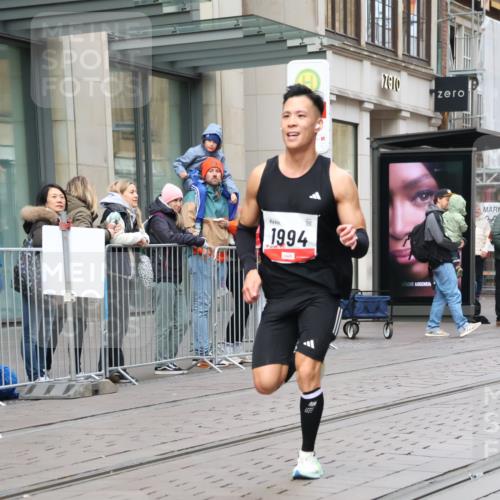 05.10.2025 - 20. swb-Marathon Bremen Strokosch-Dieckow http://msf.ph/oto/9290354 05.10.2025 12:35:13 Ziel 308, 1994, 308, 1994 meine-sportfotos.de
