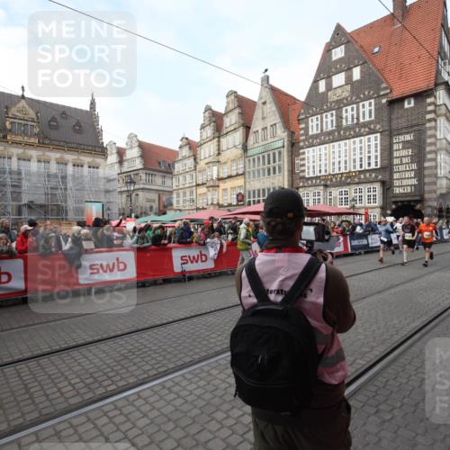 05.10.2025 - 20. swb-Marathon Bremen Yannick Fuchs http://msf.ph/oto/9290677 05.10.2025 10:50:27 Ziel 8866, 9740, 10537, 10923, 11022, 11254, 11298, 11460, 11531, 11740 meine-sportfotos.de