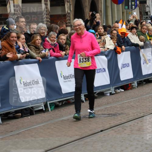 05.10.2025 - 20. swb-Marathon Bremen Strokosch-Dieckow http://msf.ph/oto/9290830 05.10.2025 11:25:34 Ziel  meine-sportfotos.de