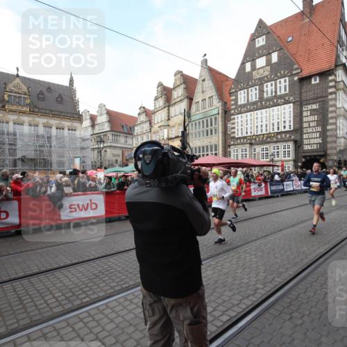 05.10.2025 - 20. swb-Marathon Bremen Yannick Fuchs http://msf.ph/oto/9290879 05.10.2025 10:51:00 Ziel 9199, 9399, 9630, 10029, 10227, 10254, 10534, 10698, 11061, 11220, 11311 meine-sportfotos.de