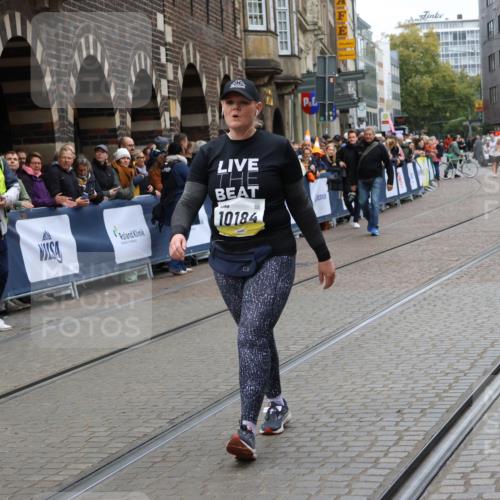 05.10.2025 - 20. swb-Marathon Bremen Strokosch-Dieckow http://msf.ph/oto/9290892 05.10.2025 11:25:47 Ziel 10184 meine-sportfotos.de