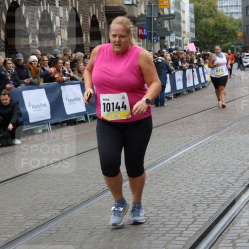 05.10.2025 - 20. swb-Marathon Bremen Strokosch-Dieckow http://msf.ph/oto/9291011 05.10.2025 11:26:03 Ziel 10144 meine-sportfotos.de