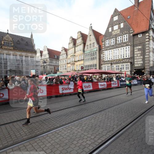 05.10.2025 - 20. swb-Marathon Bremen Yannick Fuchs http://msf.ph/oto/9291804 05.10.2025 10:54:20 Ziel 9574, 10234, 10402, 10533, 11203, 11449 meine-sportfotos.de