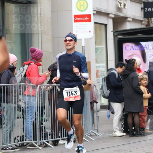 05.10.2025 - 20. swb-Marathon Bremen Strokosch-Dieckow http://msf.ph/oto/9292252 05.10.2025 12:41:43 Ziel 291, 583, 1143, 1363, 1539, 7751, 291, 583, 1143, 1363, 1539, 7751 meine-sportfotos.de
