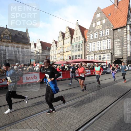 05.10.2025 - 20. swb-Marathon Bremen Yannick Fuchs http://msf.ph/oto/9292366 05.10.2025 10:56:41 Ziel 8118, 9547, 9886, 10008, 10042, 10971, 11260, 11475, 11691 meine-sportfotos.de