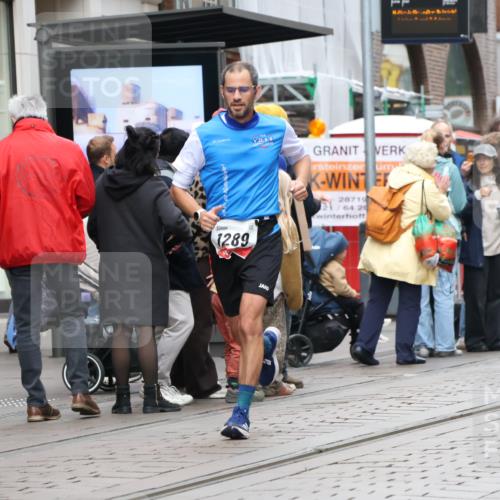 05.10.2025 - 20. swb-Marathon Bremen Strokosch-Dieckow http://msf.ph/oto/9292717 05.10.2025 12:43:14 Ziel 303, 923, 1077, 1289, 1643, 303, 923, 1077, 1289, 1643 meine-sportfotos.de