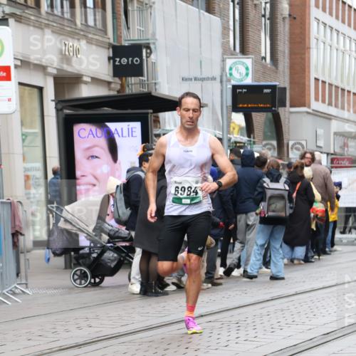 05.10.2025 - 20. swb-Marathon Bremen Strokosch-Dieckow http://msf.ph/oto/9293866 05.10.2025 12:47:24 Ziel 258, 1249, 1688, 5640, 6984, 258, 1249, 1688, 5640, 6984 meine-sportfotos.de