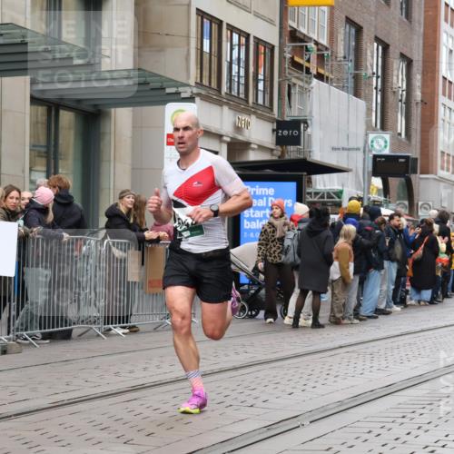 05.10.2025 - 20. swb-Marathon Bremen Strokosch-Dieckow http://msf.ph/oto/9293934 05.10.2025 12:47:41 Ziel 258, 5640, 7442, 8550, 258, 5640, 7442, 8550 meine-sportfotos.de