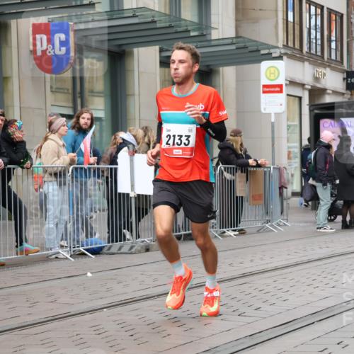 05.10.2025 - 20. swb-Marathon Bremen Strokosch-Dieckow http://msf.ph/oto/9294098 05.10.2025 12:48:31 Ziel 871, 1293, 2133, 3552, 871, 1293, 2133, 3552 meine-sportfotos.de