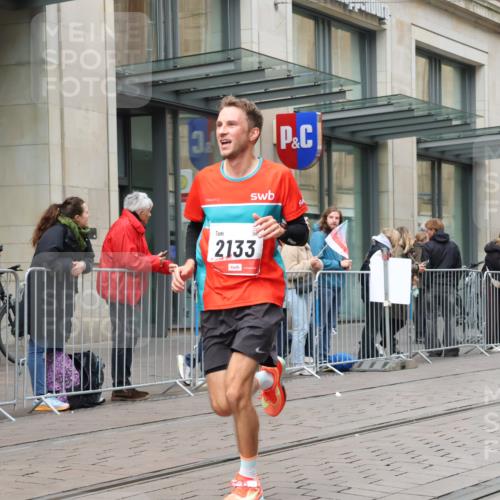 05.10.2025 - 20. swb-Marathon Bremen Strokosch-Dieckow http://msf.ph/oto/9294103 05.10.2025 12:48:31 Ziel 871, 1293, 2133, 3552, 871, 1293, 2133, 3552 meine-sportfotos.de