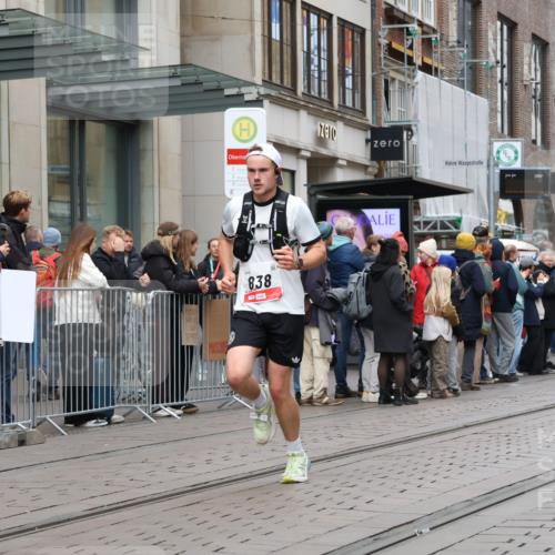 05.10.2025 - 20. swb-Marathon Bremen Strokosch-Dieckow http://msf.ph/oto/9294753 05.10.2025 12:51:47 Ziel 838, 900, 1034, 1360, 5423, 9080, 838, 900, 1034, 1360, 5423, 9080 meine-sportfotos.de