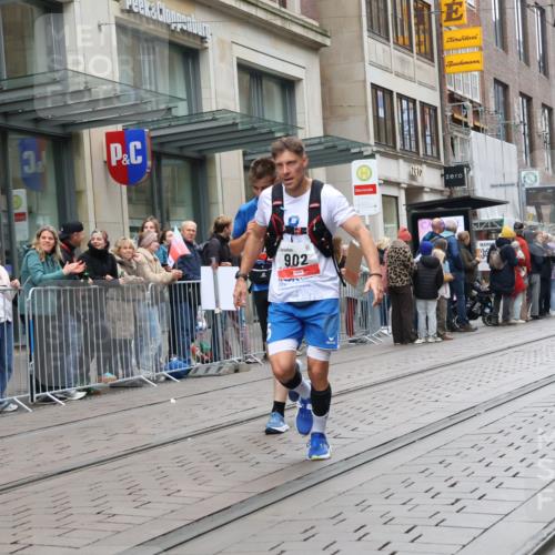 05.10.2025 - 20. swb-Marathon Bremen Strokosch-Dieckow http://msf.ph/oto/9295785 05.10.2025 12:55:40 Ziel 57, 481, 761, 787, 902, 1245, 1418, 1633, 2048, 2268, 3707, 4375, 5595, 7766, 57, 481, 761, 787, 902, 1245, 1418, 1633, 2048, 2268, 3707, 4375, 5595, 7766 meine-sportfotos.de