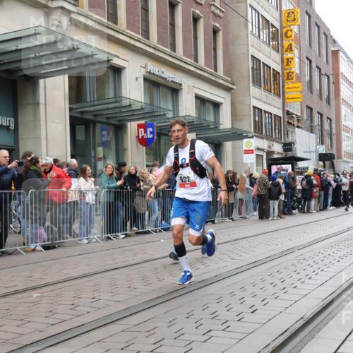 05.10.2025 - 20. swb-Marathon Bremen Strokosch-Dieckow http://msf.ph/oto/9295789 05.10.2025 12:55:41 Ziel 57, 481, 761, 787, 902, 1245, 1418, 1633, 2048, 2268, 3707, 4375, 5595, 7766, 57, 481, 761, 787, 902, 1245, 1418, 1633, 2048, 2268, 3707, 4375, 5595, 7766 meine-sportfotos.de