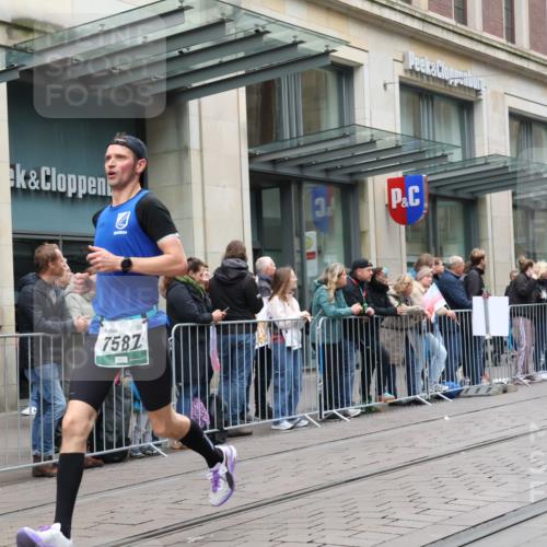 05.10.2025 - 20. swb-Marathon Bremen Strokosch-Dieckow http://msf.ph/oto/9296018 05.10.2025 12:56:31 Ziel 193, 436, 1005, 1901, 1925, 2801, 4984, 7587, 193, 436, 1005, 1901, 1925, 2801, 4984, 7587 meine-sportfotos.de