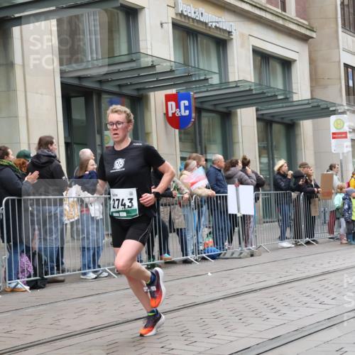05.10.2025 - 20. swb-Marathon Bremen Strokosch-Dieckow http://msf.ph/oto/9296116 05.10.2025 12:57:00 Ziel 1212, 1801, 2497, 2683, 2743, 3817, 5028, 6566, 8211, 1212, 1801, 2497, 2683, 2743, 3817, 5028, 6566, 8211 meine-sportfotos.de