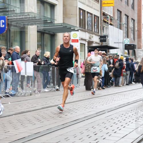 05.10.2025 - 20. swb-Marathon Bremen Strokosch-Dieckow http://msf.ph/oto/9296156 05.10.2025 12:57:29 Ziel 9, 1088, 2168, 2909, 3153, 4635, 6903, 9, 1088, 2168, 2909, 3153, 4635, 6903 meine-sportfotos.de