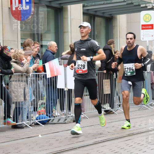 05.10.2025 - 20. swb-Marathon Bremen Strokosch-Dieckow http://msf.ph/oto/9296193 05.10.2025 12:57:58 Ziel 383, 1329, 1352, 1392, 1520, 3294, 5231, 5741, 7269, 7405, 7472, 7816, 383, 1329, 1352, 1392, 1520, 3294, 5231, 5741, 7269, 7405, 7472, 7816 meine-sportfotos.de
