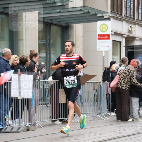 05.10.2025 - 20. swb-Marathon Bremen Strokosch-Dieckow http://msf.ph/oto/9296206 05.10.2025 12:58:10 Ziel 1058, 1258, 1329, 1392, 3705, 4867, 5741, 7269, 7405, 7472, 7816, 1058, 1258, 1329, 1392, 3705, 4867, 5741, 7269, 7405, 7472, 7816 meine-sportfotos.de