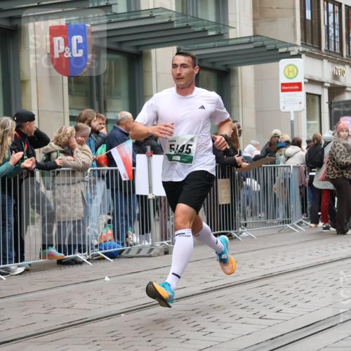 05.10.2025 - 20. swb-Marathon Bremen Strokosch-Dieckow http://msf.ph/oto/9296266 05.10.2025 12:58:46 Ziel 2130, 2385, 3219, 3391, 3435, 3580, 4158, 4664, 5470, 5495, 5908, 6224, 6423, 8053, 2130, 2385, 3219, 3391, 3435, 3580, 4158, 4664, 5470, 5495, 5908, 6224, 6423, 8053 meine-sportfotos.de